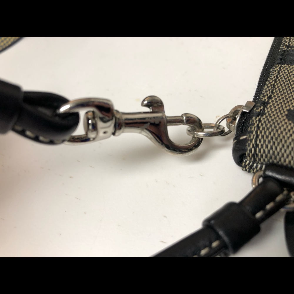 Coach Wristlet - Picture 4 of 5